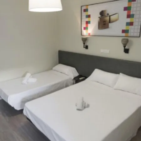 Nwt Station 2* Valencia