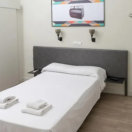 Pensión Nwt Station Valencia