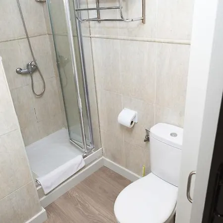 Pensión Nwt Station