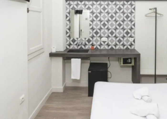 Nwt Station 2* Valence