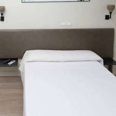 Πανσιόν Nwt Station 2*